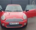 Червоний Міні Cooper, об'ємом двигуна 1.56 л та пробігом 348 тис. км за 7900 $, фото 1 на Automoto.ua