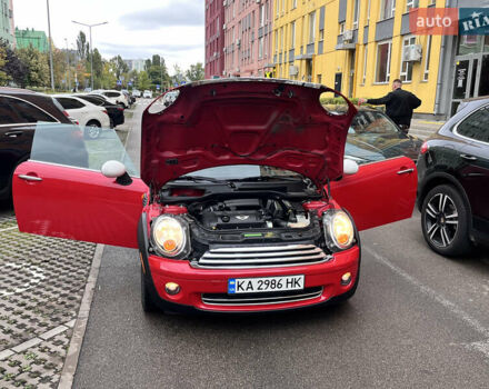 Червоний Міні Cooper, об'ємом двигуна 1.6 л та пробігом 213 тис. км за 6500 $, фото 6 на Automoto.ua