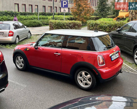 Червоний Міні Cooper, об'ємом двигуна 1.6 л та пробігом 213 тис. км за 6500 $, фото 10 на Automoto.ua