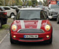 Червоний Міні Cooper, об'ємом двигуна 1.6 л та пробігом 213 тис. км за 6500 $, фото 3 на Automoto.ua