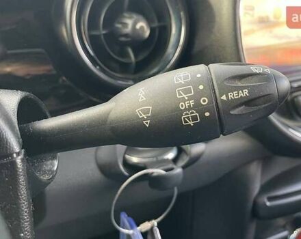 Червоний Міні Cooper, об'ємом двигуна 1.6 л та пробігом 107 тис. км за 6690 $, фото 11 на Automoto.ua