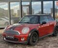 Червоний Міні Cooper, об'ємом двигуна 1.6 л та пробігом 107 тис. км за 6690 $, фото 2 на Automoto.ua