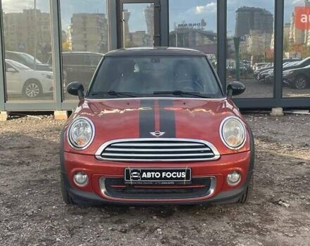 Мини Купер 2011 в Киеве на Automoto.ua Красный Мини Купер, объемом двигателя 1.6 л и пробегом 107 тыс. км за 7690 $, фото 1 на Automoto.ua