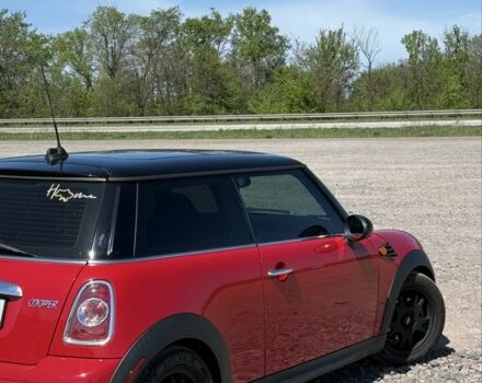 Червоний Міні Cooper, об'ємом двигуна 1.6 л та пробігом 189 тис. км за 9300 $, фото 17 на Automoto.ua