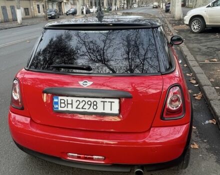 Красный Мини Купер, объемом двигателя 1.6 л и пробегом 124 тыс. км за 7500 $, фото 3 на Automoto.ua