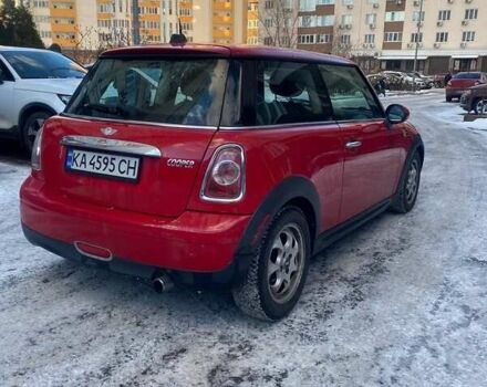 Червоний Міні Cooper, об'ємом двигуна 1.6 л та пробігом 185 тис. км за 7999 $, фото 4 на Automoto.ua