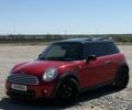 Червоний Міні Cooper, об'ємом двигуна 1.6 л та пробігом 189 тис. км за 9300 $, фото 1 на Automoto.ua