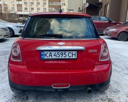 Червоний Міні Cooper, об'ємом двигуна 1.6 л та пробігом 185 тис. км за 7999 $, фото 6 на Automoto.ua