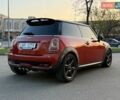 Красный Мини Купер, объемом двигателя 1.6 л и пробегом 189 тыс. км за 8300 $, фото 4 на Automoto.ua