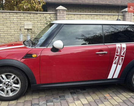 Мини Купер 2013 в Черновцах на Automoto.ua Красный Мини Купер, объемом двигателя 1.6 л и пробегом 137 тыс. км за 11500 $, фото 3 на Automoto.ua