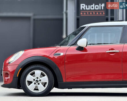 Червоний Міні Cooper, об'ємом двигуна 1.5 л та пробігом 115 тис. км за 11800 $, фото 8 на Automoto.ua