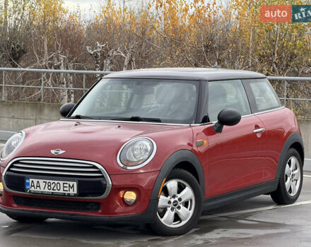 Червоний Міні Cooper, об'ємом двигуна 1.5 л та пробігом 168 тис. км за 9500 $, фото 3 на Automoto.ua