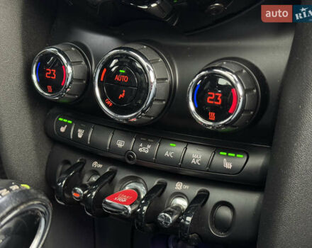 Червоний Міні Cooper, об'ємом двигуна 1.5 л та пробігом 115 тис. км за 11800 $, фото 54 на Automoto.ua