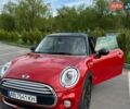 Червоний Міні Cooper, об'ємом двигуна 1.5 л та пробігом 147 тис. км за 10300 $, фото 1 на Automoto.ua