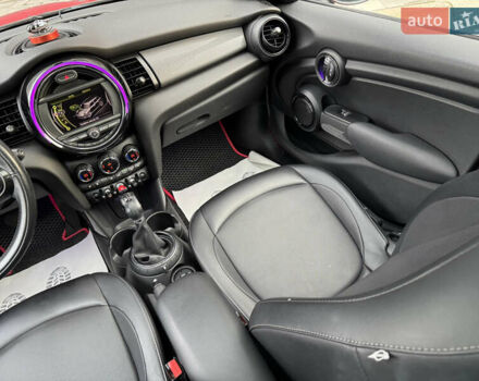 Червоний Міні Cooper, об'ємом двигуна 1.5 л та пробігом 115 тис. км за 11800 $, фото 41 на Automoto.ua