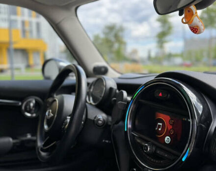 Червоний Міні Cooper, об'ємом двигуна 2 л та пробігом 98 тис. км за 16999 $, фото 20 на Automoto.ua