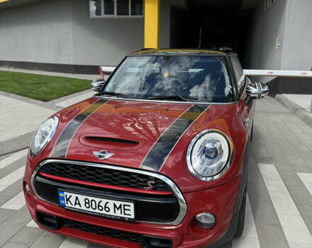 Червоний Міні Cooper, об'ємом двигуна 2 л та пробігом 98 тис. км за 16999 $, фото 1 на Automoto.ua