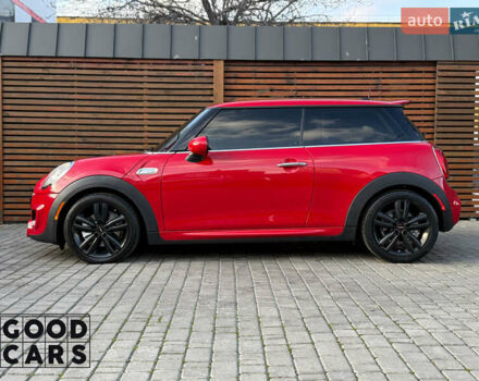 Червоний Міні Cooper, об'ємом двигуна 2 л та пробігом 202 тис. км за 12000 $, фото 3 на Automoto.ua