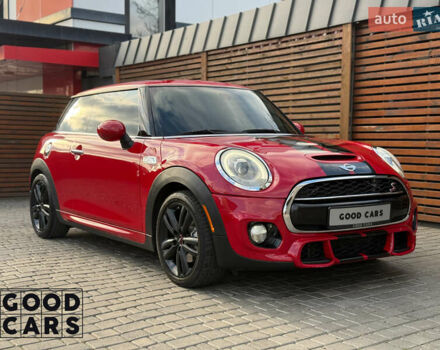 Червоний Міні Cooper, об'ємом двигуна 2 л та пробігом 202 тис. км за 12000 $, фото 8 на Automoto.ua