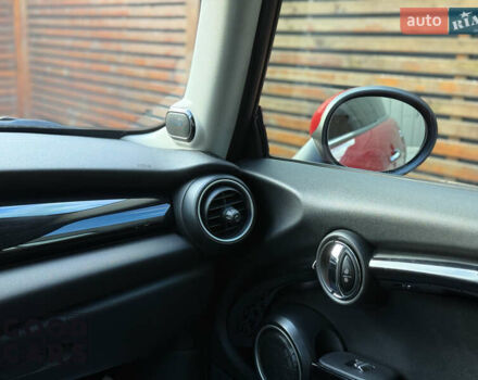Червоний Міні Cooper, об'ємом двигуна 2 л та пробігом 202 тис. км за 12000 $, фото 24 на Automoto.ua