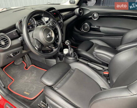 Червоний Міні Cooper, об'ємом двигуна 2 л та пробігом 98 тис. км за 13500 $, фото 25 на Automoto.ua