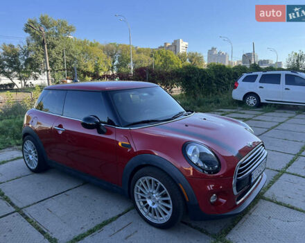 Червоний Міні Cooper, об'ємом двигуна 1.5 л та пробігом 83 тис. км за 15300 $, фото 2 на Automoto.ua