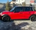 Червоний Міні Cooper, об'ємом двигуна 1.5 л та пробігом 155 тис. км за 11111 $, фото 5 на Automoto.ua