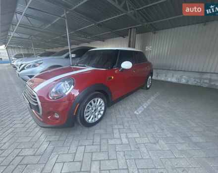 Червоний Міні Cooper, об'ємом двигуна 1.5 л та пробігом 144 тис. км за 12500 $, фото 5 на Automoto.ua