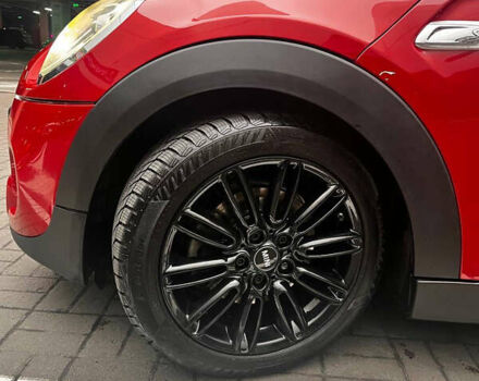 Червоний Міні Cooper, об'ємом двигуна 2 л та пробігом 165 тис. км за 19000 $, фото 42 на Automoto.ua