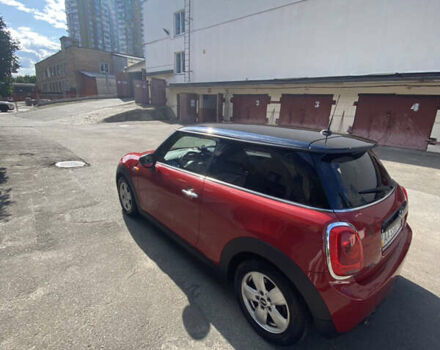 Червоний Міні Cooper, об'ємом двигуна 1.5 л та пробігом 108 тис. км за 16999 $, фото 3 на Automoto.ua