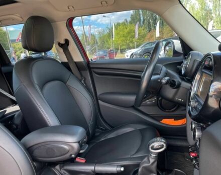 Червоний Міні Cooper, об'ємом двигуна 1.5 л та пробігом 124 тис. км за 11900 $, фото 17 на Automoto.ua