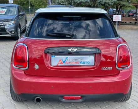 Червоний Міні Cooper, об'ємом двигуна 1.5 л та пробігом 124 тис. км за 11900 $, фото 5 на Automoto.ua