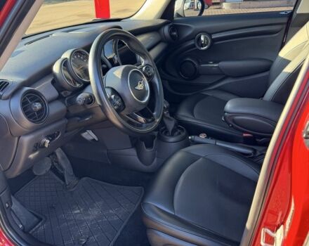Красный Мини Купер, объемом двигателя 1.5 л и пробегом 122 тыс. км за 14950 $, фото 6 на Automoto.ua