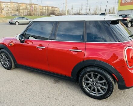 Мини Купер 2016 в Кривом Роге на Automoto.ua Красный Мини Купер, объемом двигателя 1.5 л и пробегом 124 тыс. км за 12300 $, фото 3 на Automoto.ua