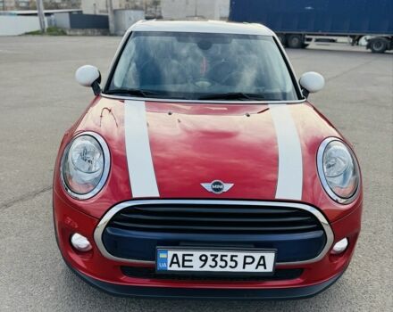 Мини Купер 2016 в Кривом Роге на Automoto.ua Красный Мини Купер, объемом двигателя 1.5 л и пробегом 124 тыс. км за 12300 $, фото 2 на Automoto.ua