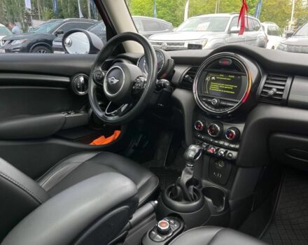 Красный Мини Купер, объемом двигателя 1.5 л и пробегом 122 тыс. км за 12900 $, фото 9 на Automoto.ua