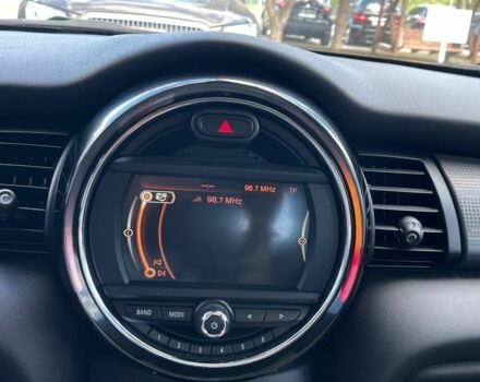 Червоний Міні Cooper, об'ємом двигуна 1.5 л та пробігом 124 тис. км за 11900 $, фото 11 на Automoto.ua