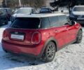 Красный Мини Купер, объемом двигателя 1.5 л и пробегом 124 тыс. км за 10999 $, фото 6 на Automoto.ua