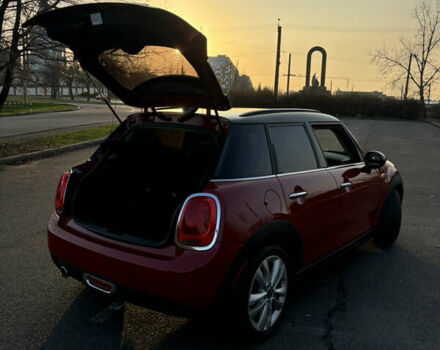 Червоний Міні Cooper, об'ємом двигуна 1.5 л та пробігом 79 тис. км за 14800 $, фото 2 на Automoto.ua