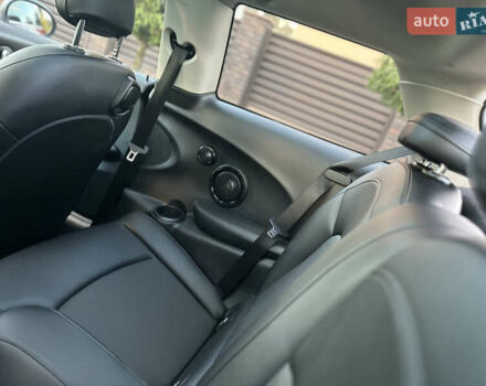 Червоний Міні Cooper, об'ємом двигуна 1.5 л та пробігом 68 тис. км за 13900 $, фото 84 на Automoto.ua