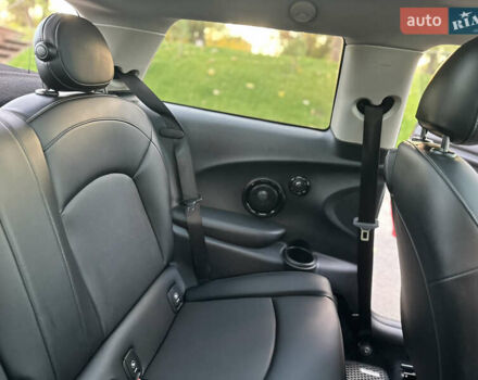 Червоний Міні Cooper, об'ємом двигуна 1.5 л та пробігом 68 тис. км за 13900 $, фото 85 на Automoto.ua
