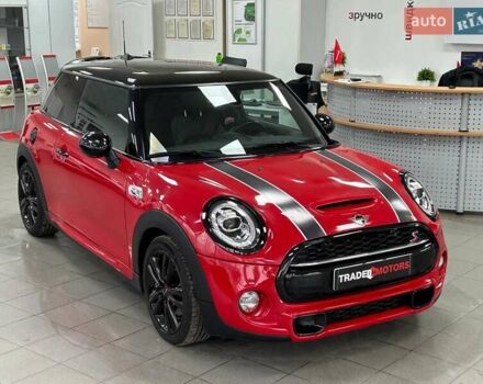 Червоний Міні Cooper, об'ємом двигуна 2 л та пробігом 105 тис. км за 17990 $, фото 1 на Automoto.ua
