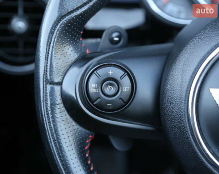 Красный Мини Купер, объемом двигателя 2 л и пробегом 94 тыс. км за 21000 $, фото 21 на Automoto.ua