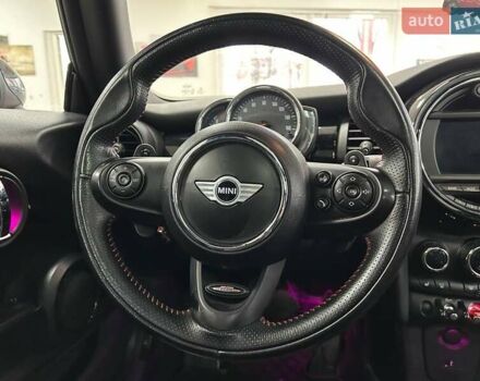 Червоний Міні Cooper, об'ємом двигуна 2 л та пробігом 105 тис. км за 17990 $, фото 26 на Automoto.ua