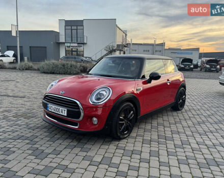 Красный Мини Купер, объемом двигателя 1.5 л и пробегом 80 тыс. км за 20500 $, фото 1 на Automoto.ua