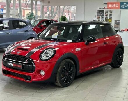 Червоний Міні Cooper, об'ємом двигуна 2 л та пробігом 105 тис. км за 17990 $, фото 5 на Automoto.ua