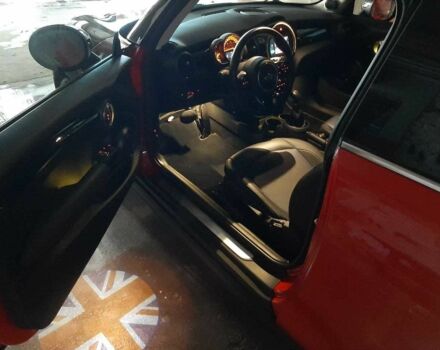 Красный Мини Купер, объемом двигателя 1.5 л и пробегом 37 тыс. км за 16000 $, фото 1 на Automoto.ua