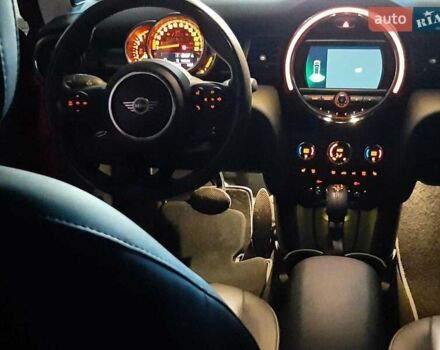 Красный Мини Купер, объемом двигателя 1.5 л и пробегом 37 тыс. км за 16000 $, фото 5 на Automoto.ua