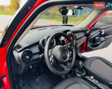 Червоний Міні Cooper, об'ємом двигуна 1.5 л та пробігом 206 тис. км за 17500 $, фото 39 на Automoto.ua
