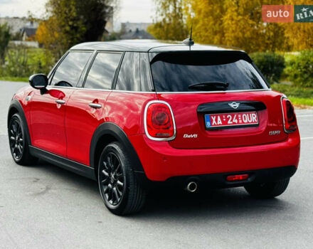 Червоний Міні Cooper, об'ємом двигуна 1.5 л та пробігом 206 тис. км за 17500 $, фото 9 на Automoto.ua